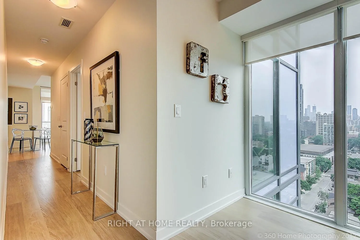 Photo 5 of Unit 1613, 105 George Street, Toronto, Moss Park — HOMEH