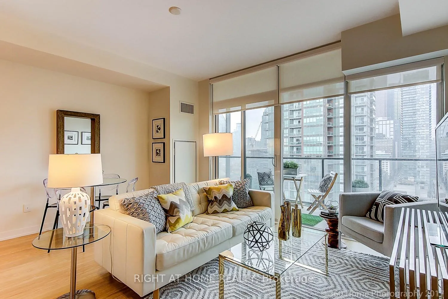Photo 14 of Unit 1613, 105 George Street, Toronto, Moss Park — HOMEH