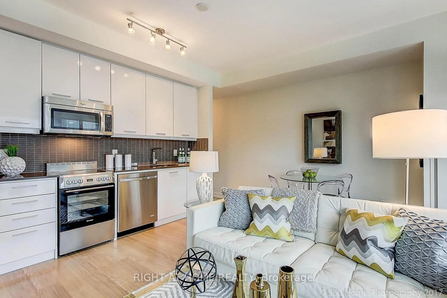 Photo 18 of Unit 1613, 105 George Street, Toronto, Moss Park — HOMEH