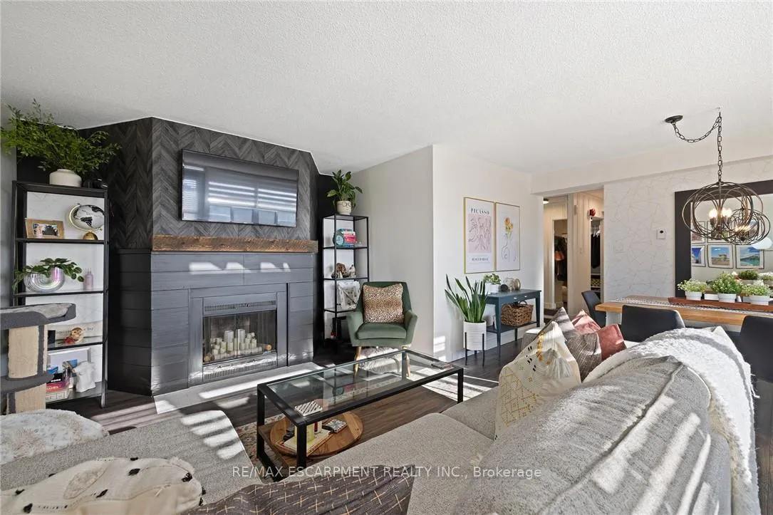 Photo 15 of Unit 901, 700 Dynes Road, Burlington, Roseland — HOMEH