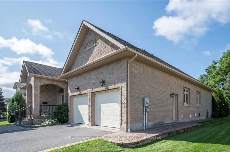 Photo 2 of 6802 Riverview Drive, South Glengarry, South Glengarry (Charlottenburgh) Twp — HOMEH