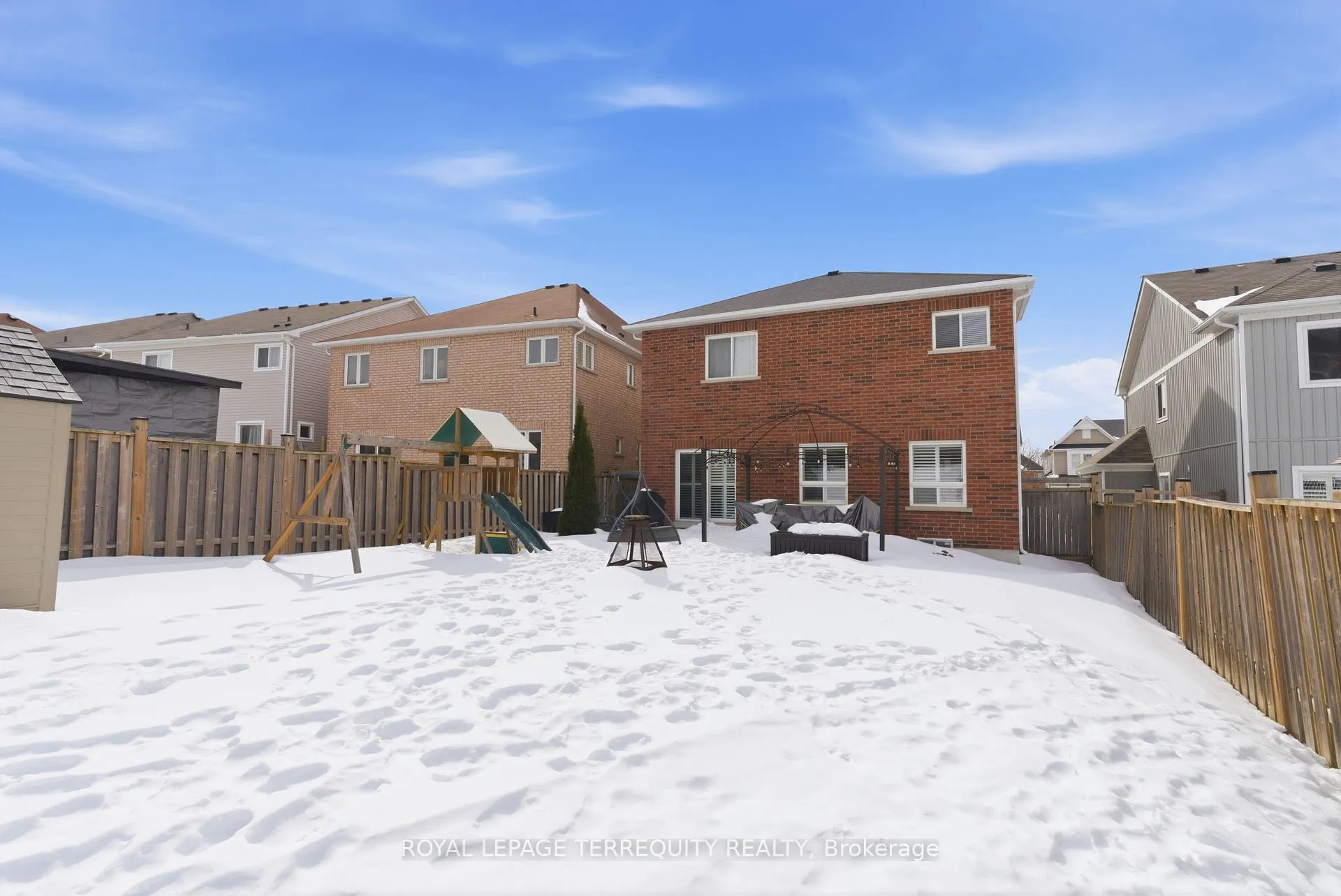 Photo 7 of 1747 Arborwood Drive, Oshawa, Taunton — HOMEH