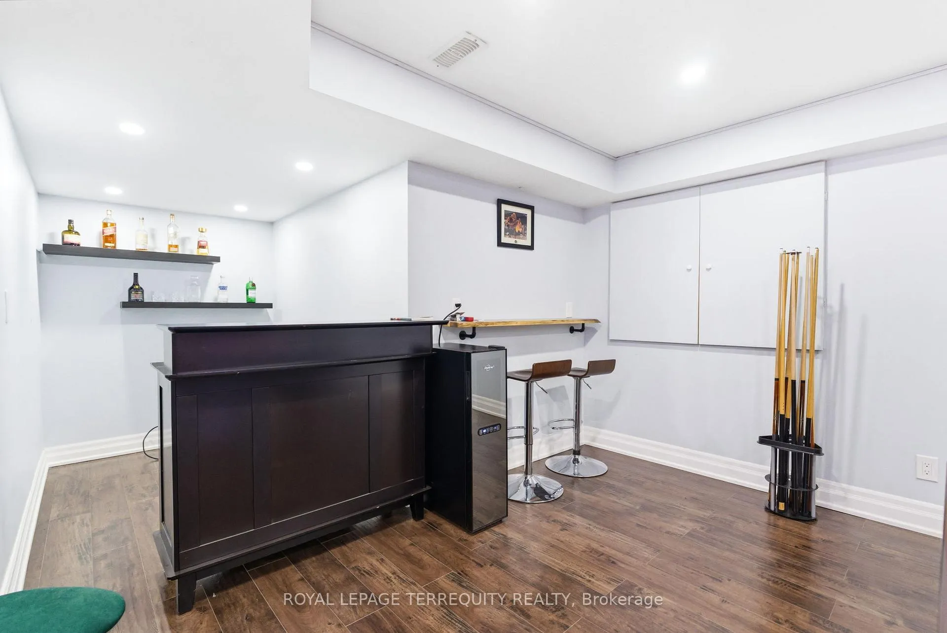 Photo 10 of 1747 Arborwood Drive, Oshawa, Taunton — HOMEH