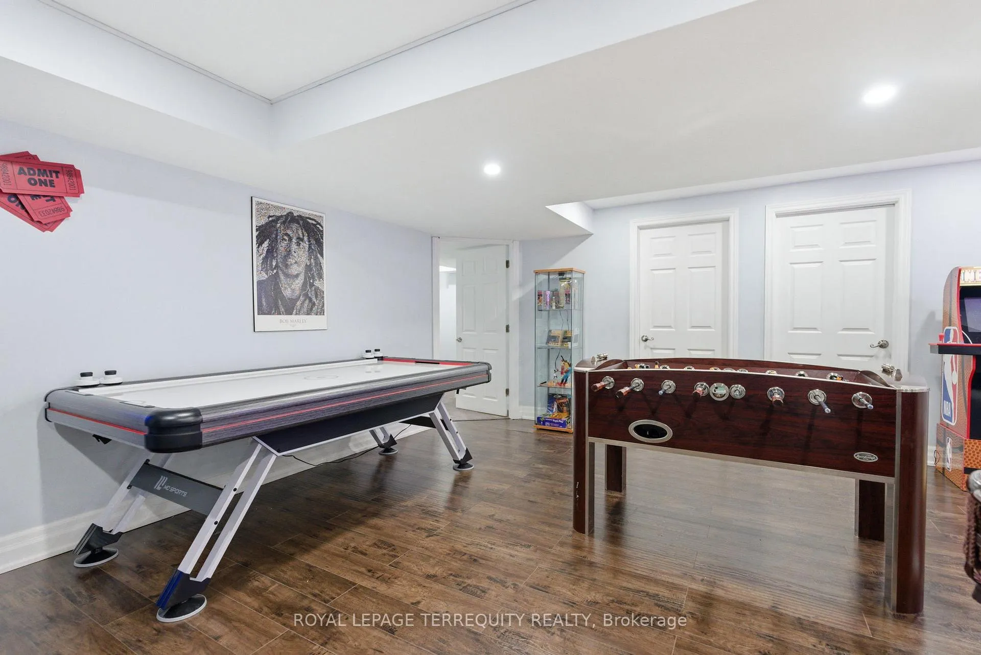 Photo 12 of 1747 Arborwood Drive, Oshawa, Taunton — HOMEH