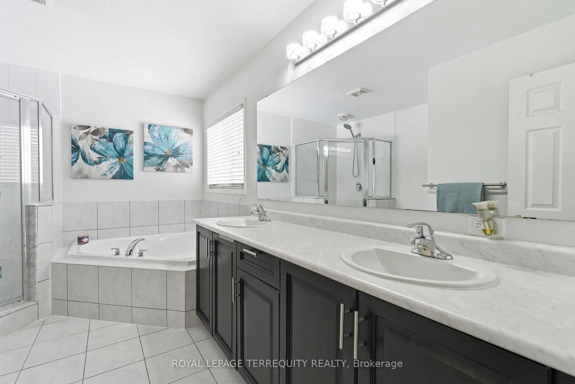Photo 24 of 1747 Arborwood Drive, Oshawa, Taunton — HOMEH