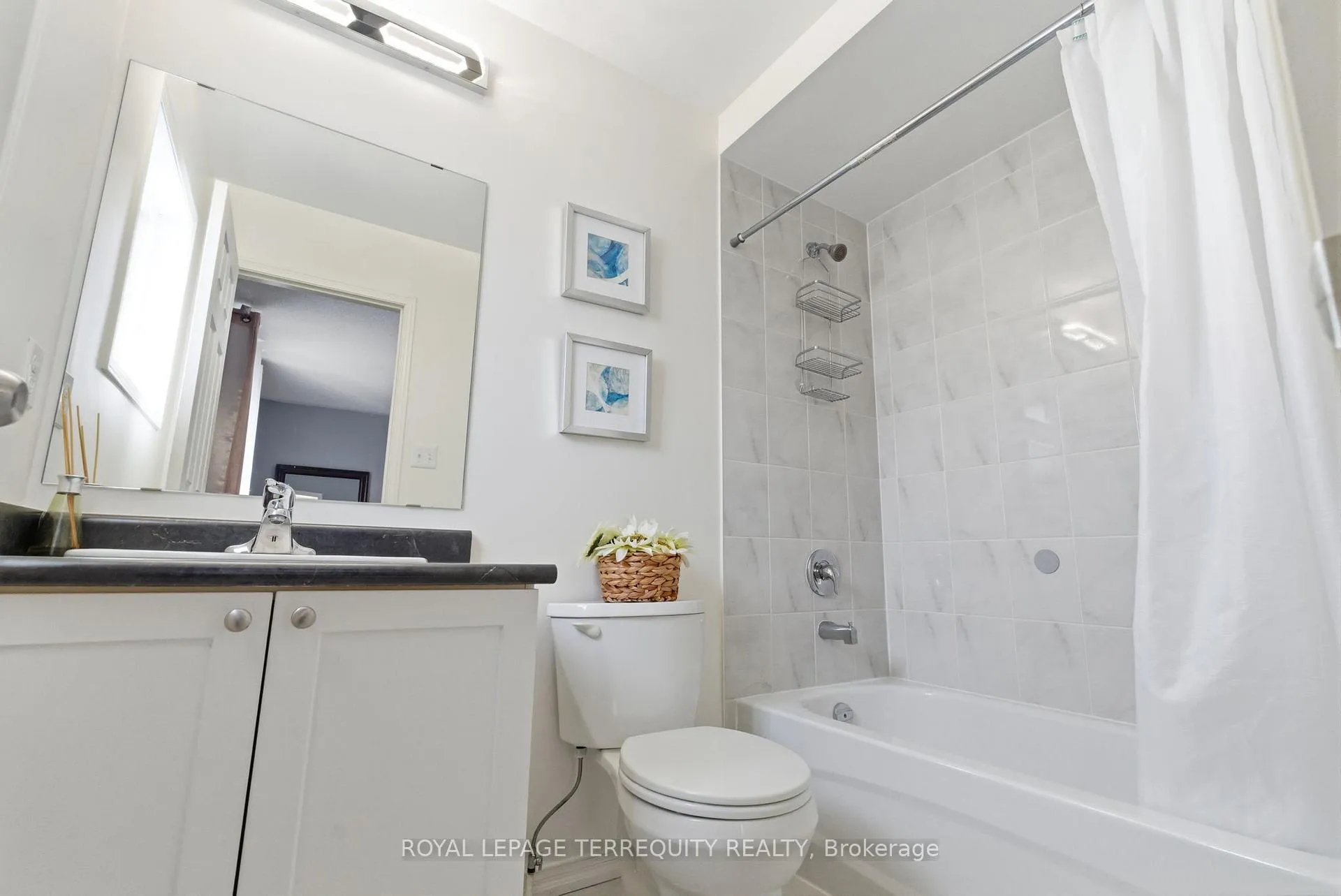Photo 29 of 1747 Arborwood Drive, Oshawa, Taunton — HOMEH