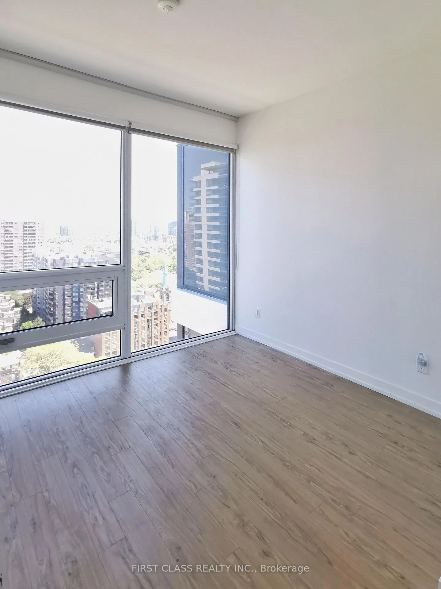 Photo 11 of Unit 2515, 85 Wood Street, Toronto, Church-Yonge Corridor — HOMEH