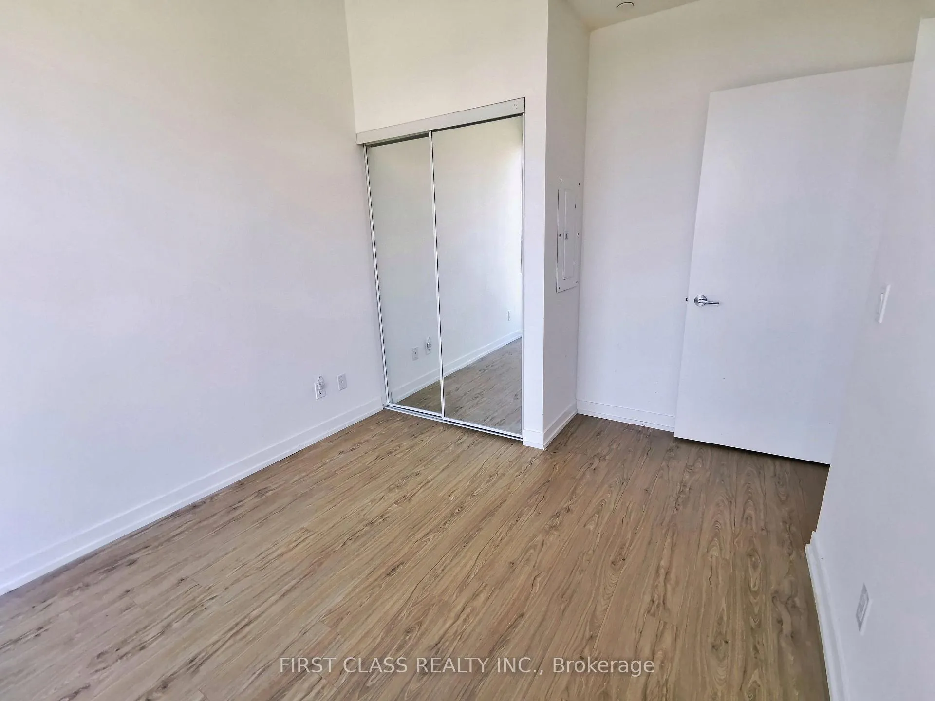 Photo 14 of Unit 2515, 85 Wood Street, Toronto, Church-Yonge Corridor — HOMEH