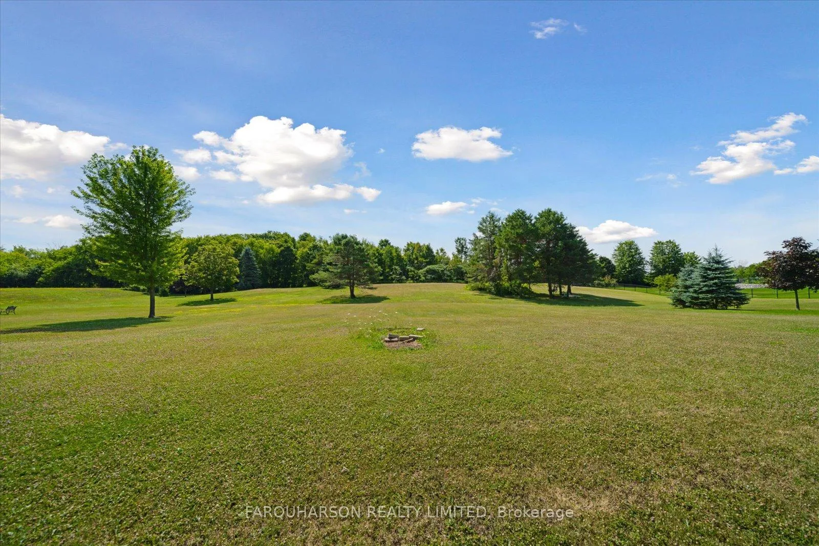 Photo 6 of 39 Deer Ridge Road, Uxbridge, Rural Uxbridge — HOMEH