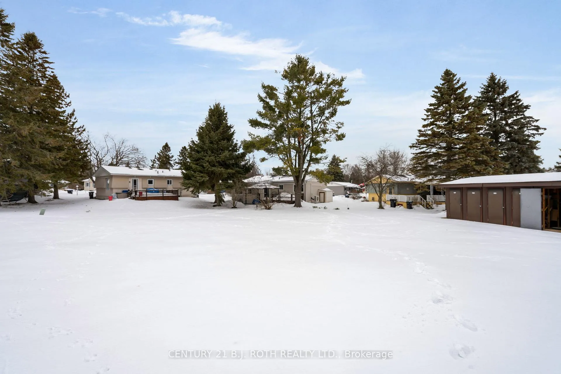 Photo 23 of 73 Main Street, Innisfil, Rural Innisfil — HOMEH