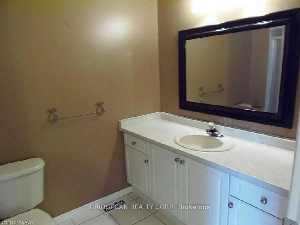 Photo 12 of 1020 Green Mountain Road E, Hamilton, Stoney Creek — HOMEH