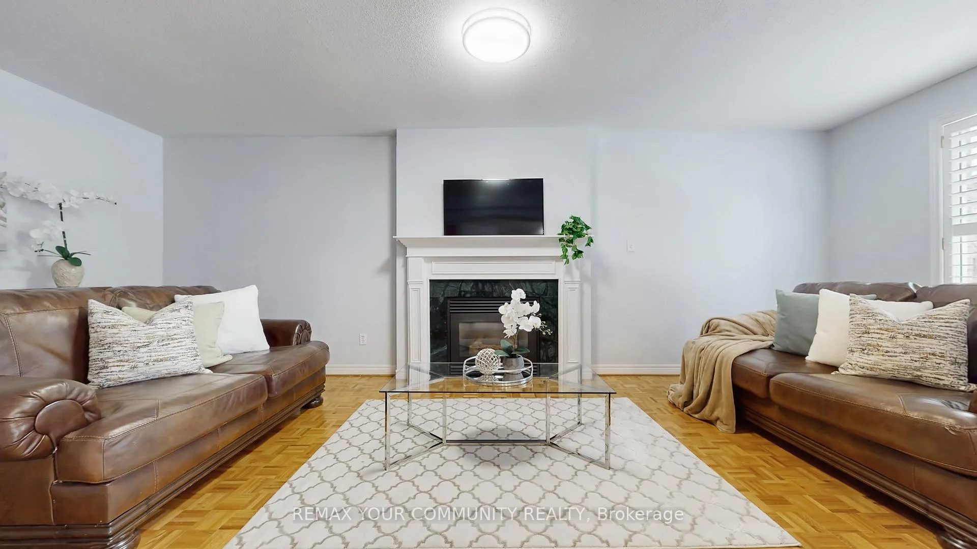 Photo 11 of 8734 Martin Grove Road, Vaughan, Elder Mills — HOMEH