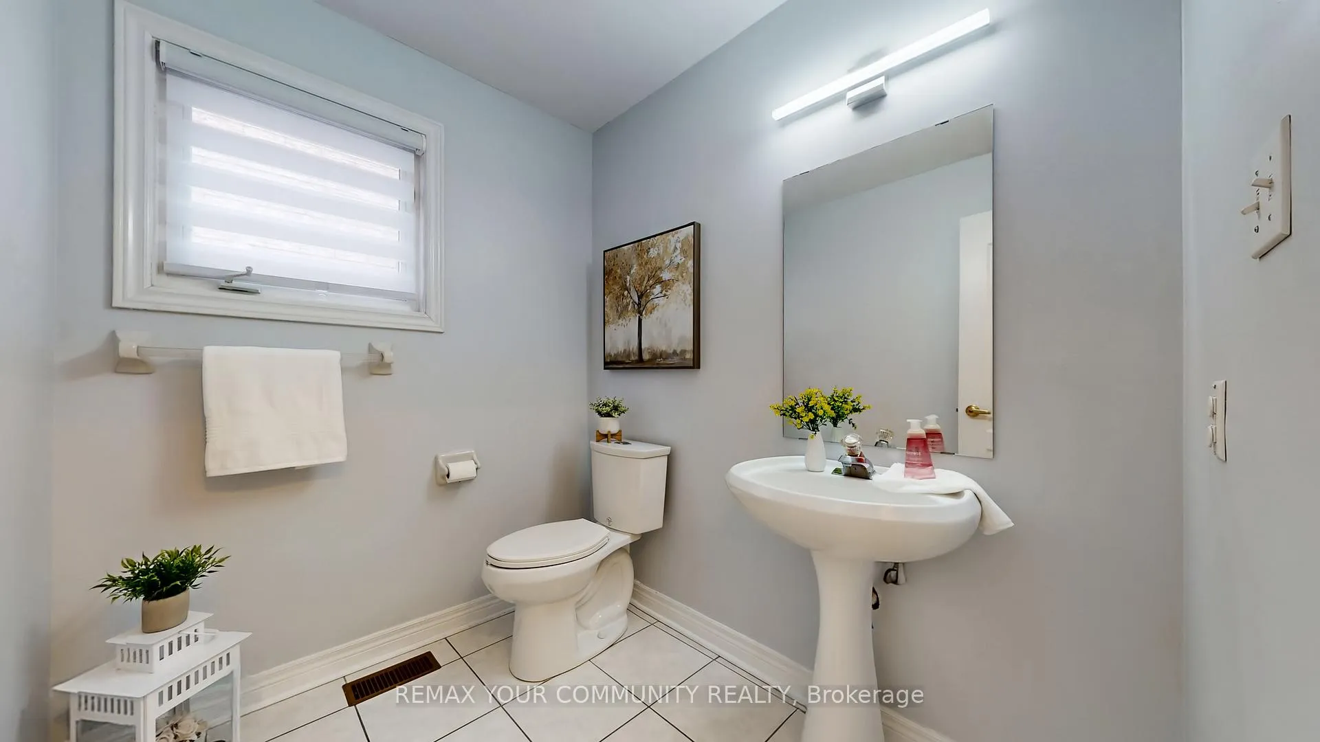 Photo 15 of 8734 Martin Grove Road, Vaughan, Elder Mills — HOMEH