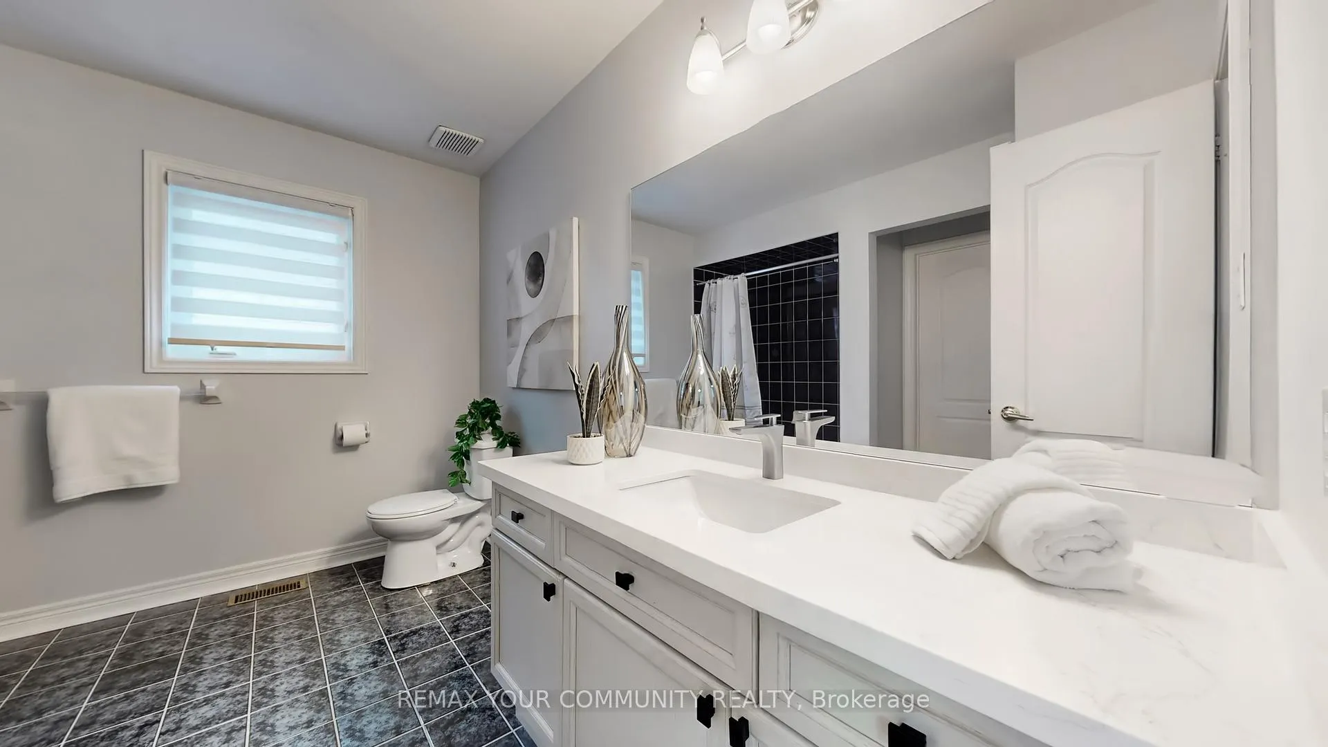 Photo 22 of 8734 Martin Grove Road, Vaughan, Elder Mills — HOMEH