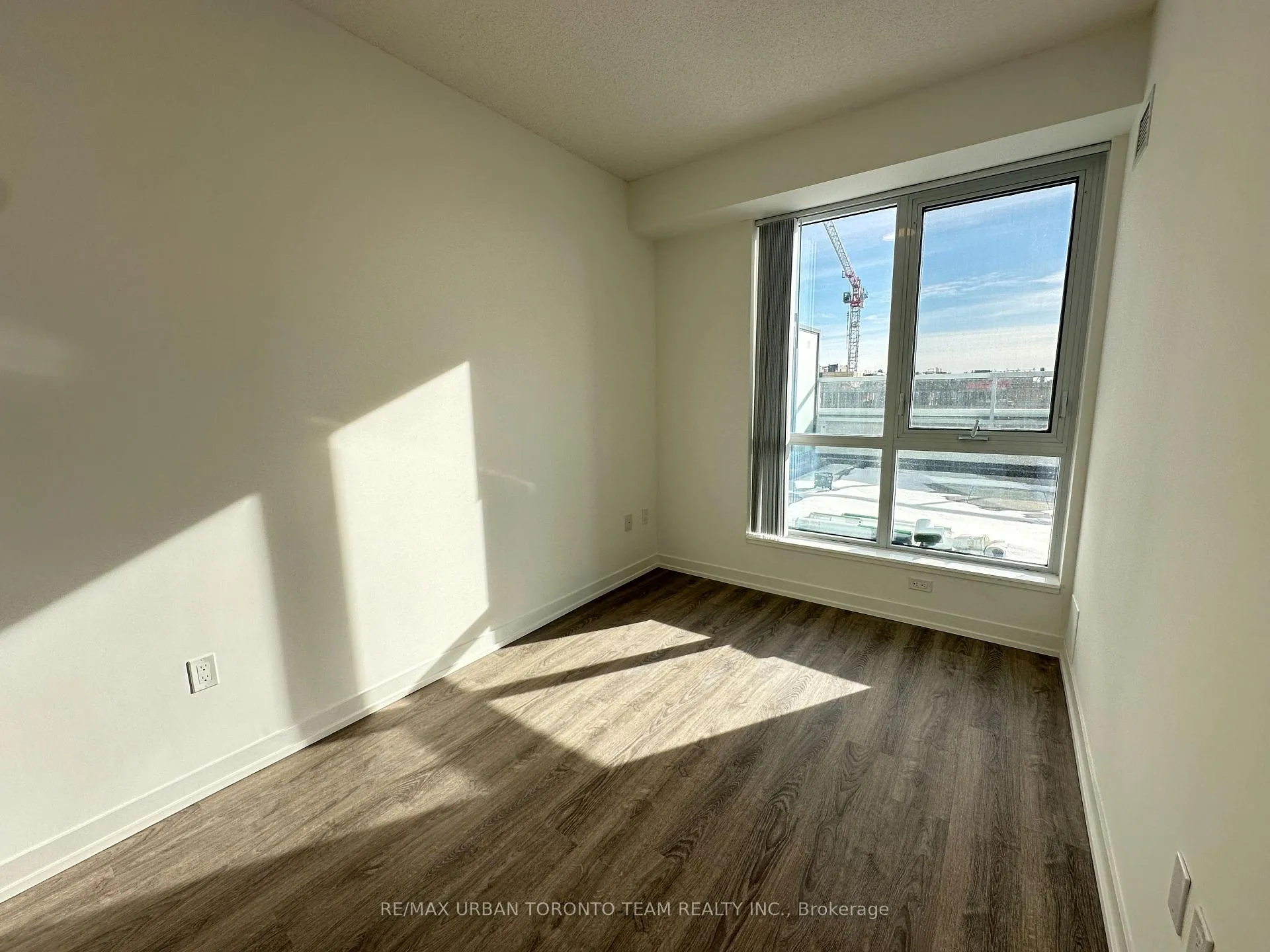Photo 14 of Unit 517, 8 Interchange Way, Vaughan, Vaughan Corporate Centre — HOMEH