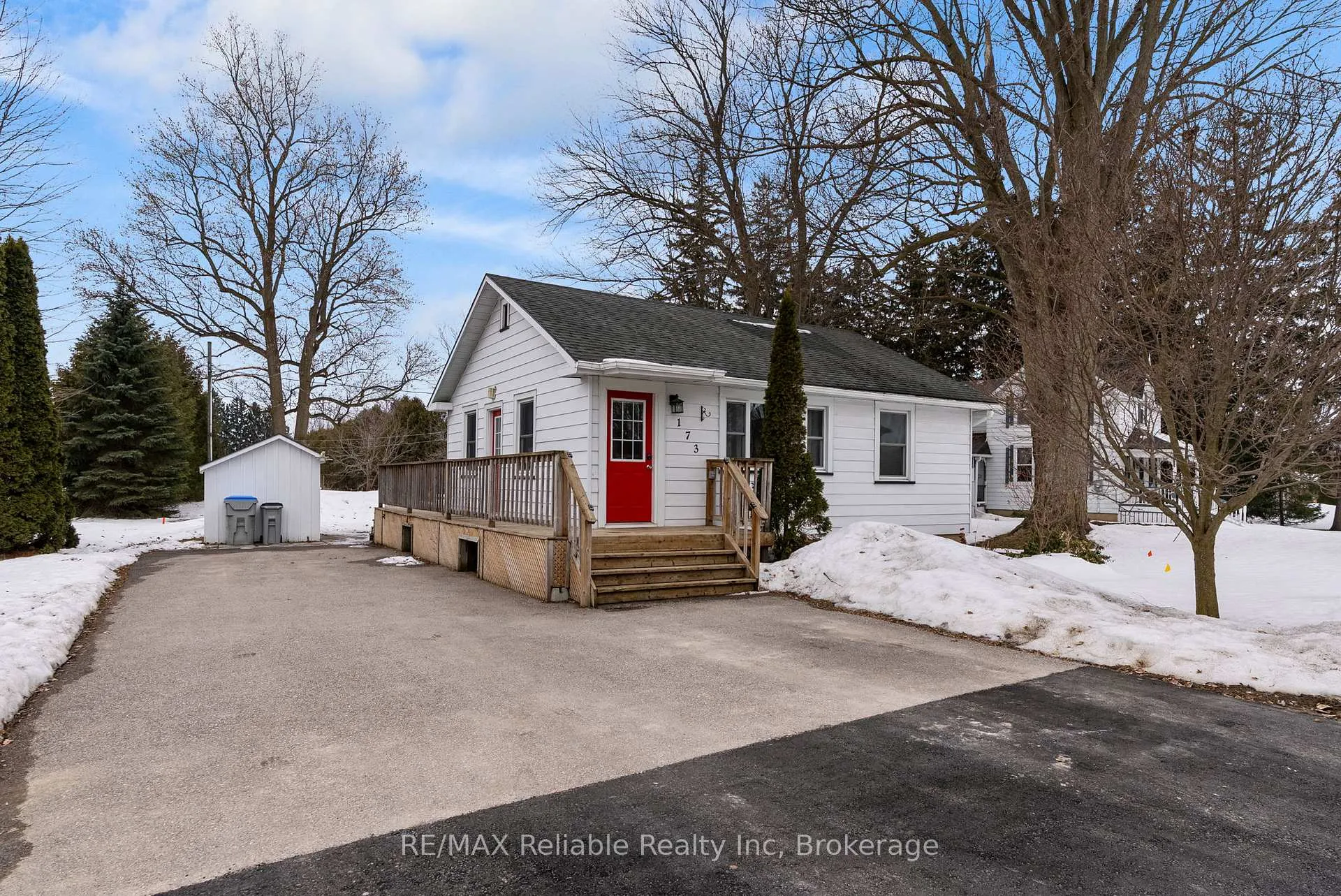 Photo 2 of 173 Goderich Street W, Huron East, Seaforth — HOMEH