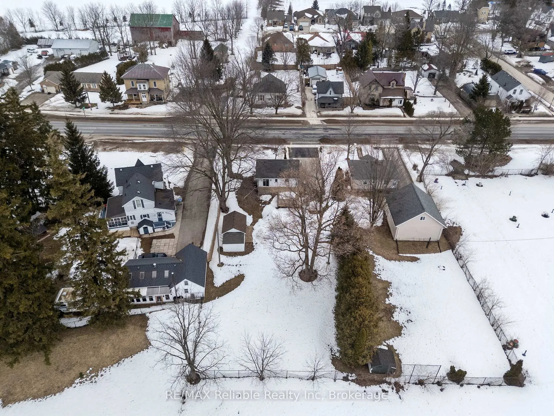 Photo 5 of 173 Goderich Street W, Huron East, Seaforth — HOMEH