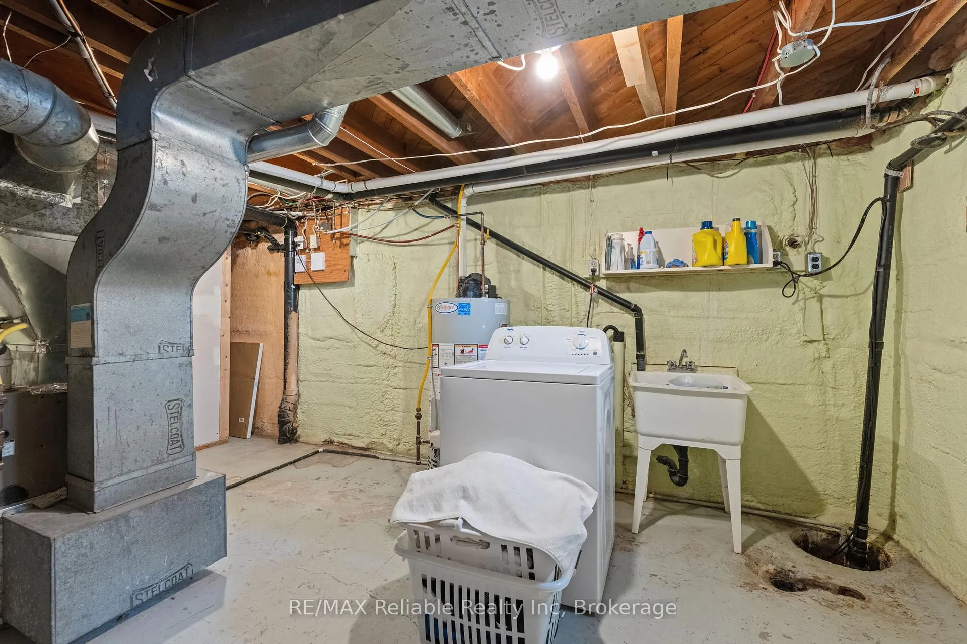 Photo 28 of 173 Goderich Street W, Huron East, Seaforth — HOMEH