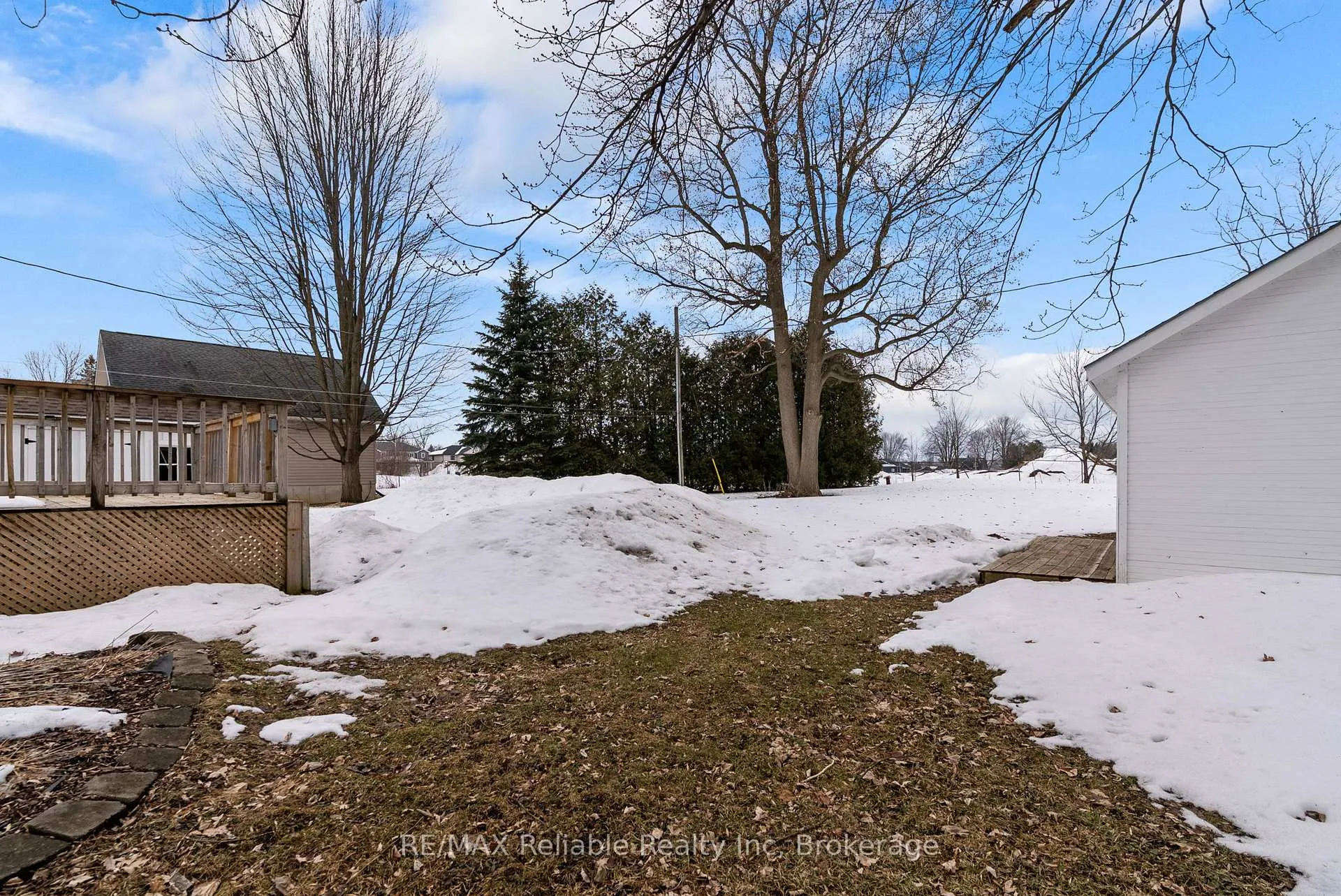 Photo 35 of 173 Goderich Street W, Huron East, Seaforth — HOMEH