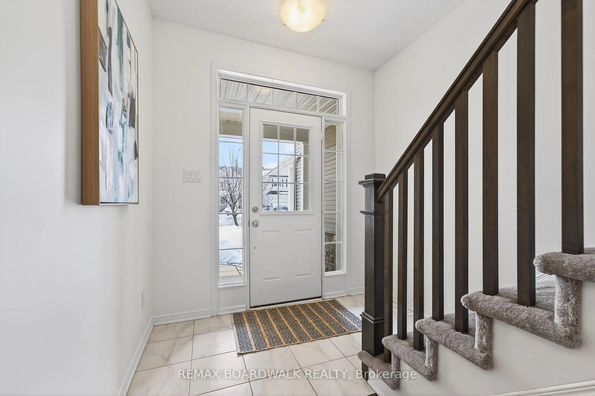 Photo 2 of 716 Oakglade Avenue, Ottawa, Kanata - Emerald Meadows/Trailwest — HOMEH