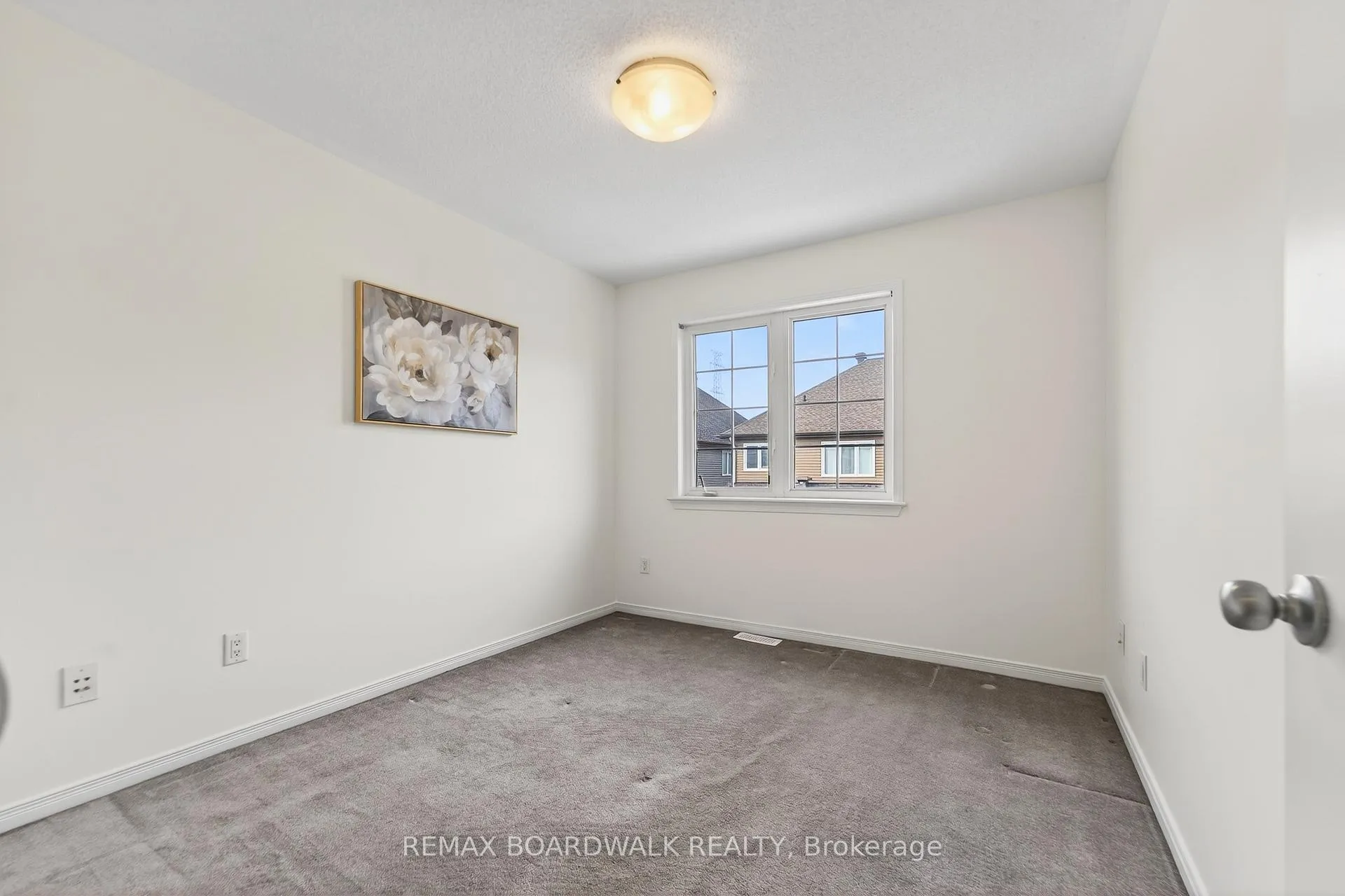 Photo 28 of 716 Oakglade Avenue, Ottawa, Kanata - Emerald Meadows/Trailwest — HOMEH