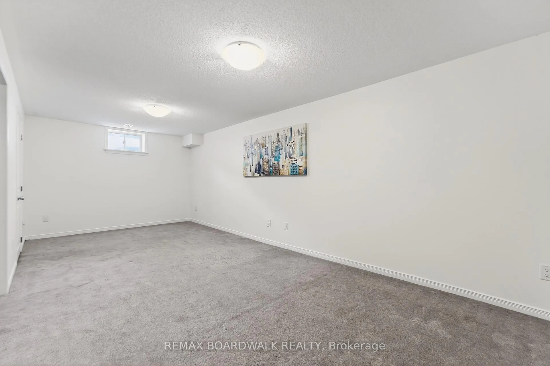 Photo 31 of 716 Oakglade Avenue, Ottawa, Kanata - Emerald Meadows/Trailwest — HOMEH