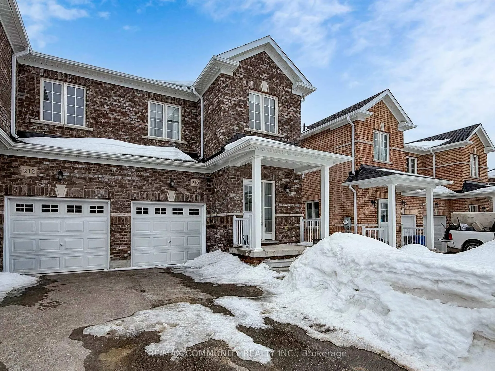 Photo 3 of 210 Ridley Crescent, Southgate — HOMEH