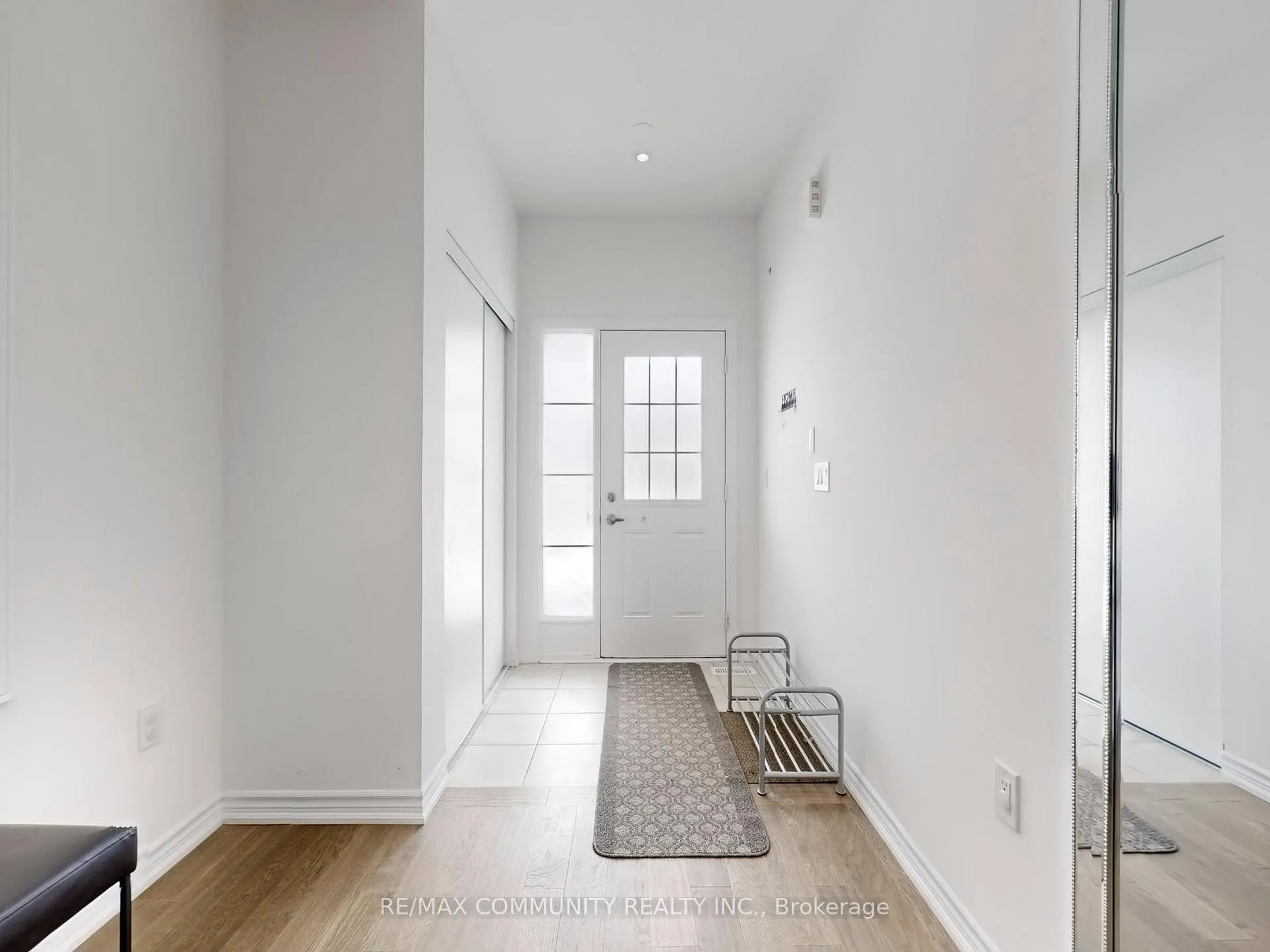 Photo 8 of 210 Ridley Crescent, Southgate — HOMEH