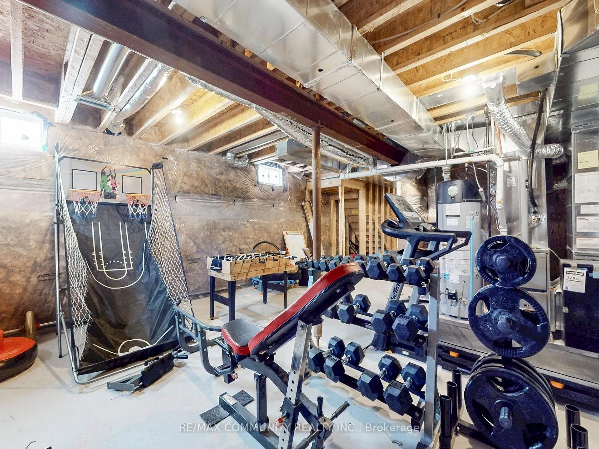 Photo 36 of 210 Ridley Crescent, Southgate — HOMEH