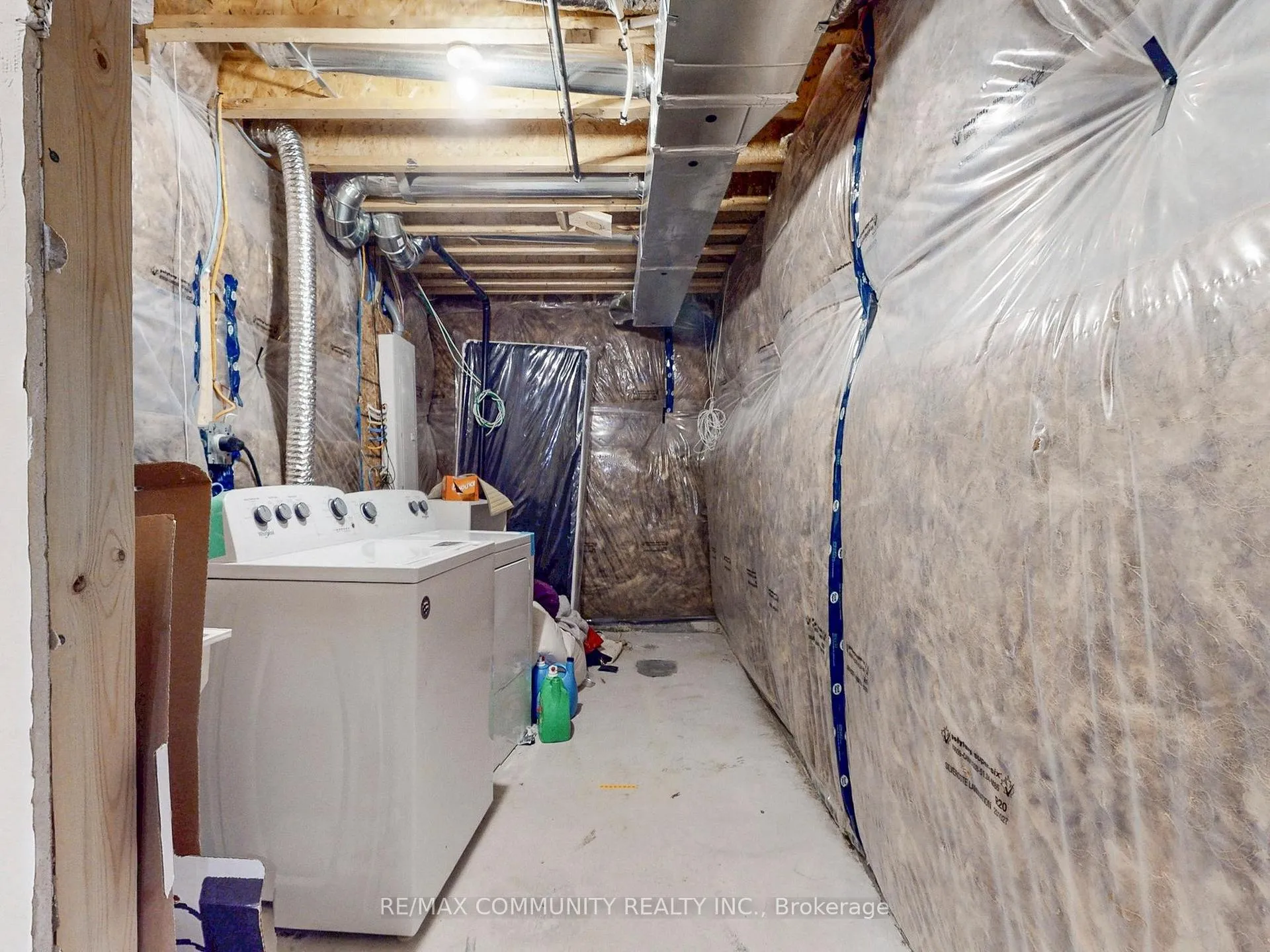 Photo 39 of 210 Ridley Crescent, Southgate — HOMEH