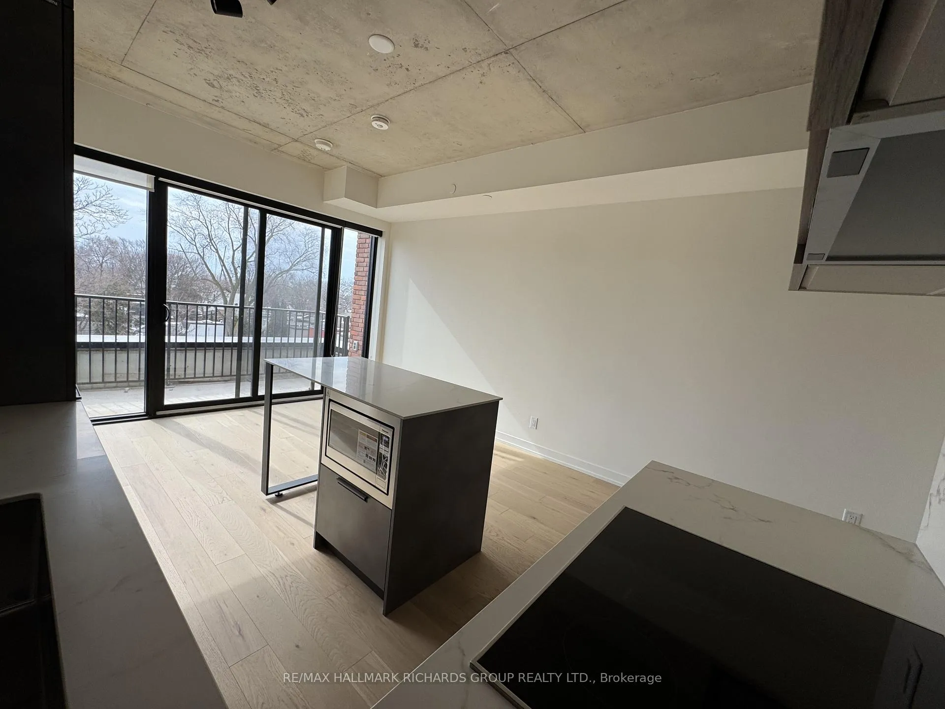 Photo 7 of Unit 401, 761 Queen Street E, Toronto, South Riverdale — HOMEH