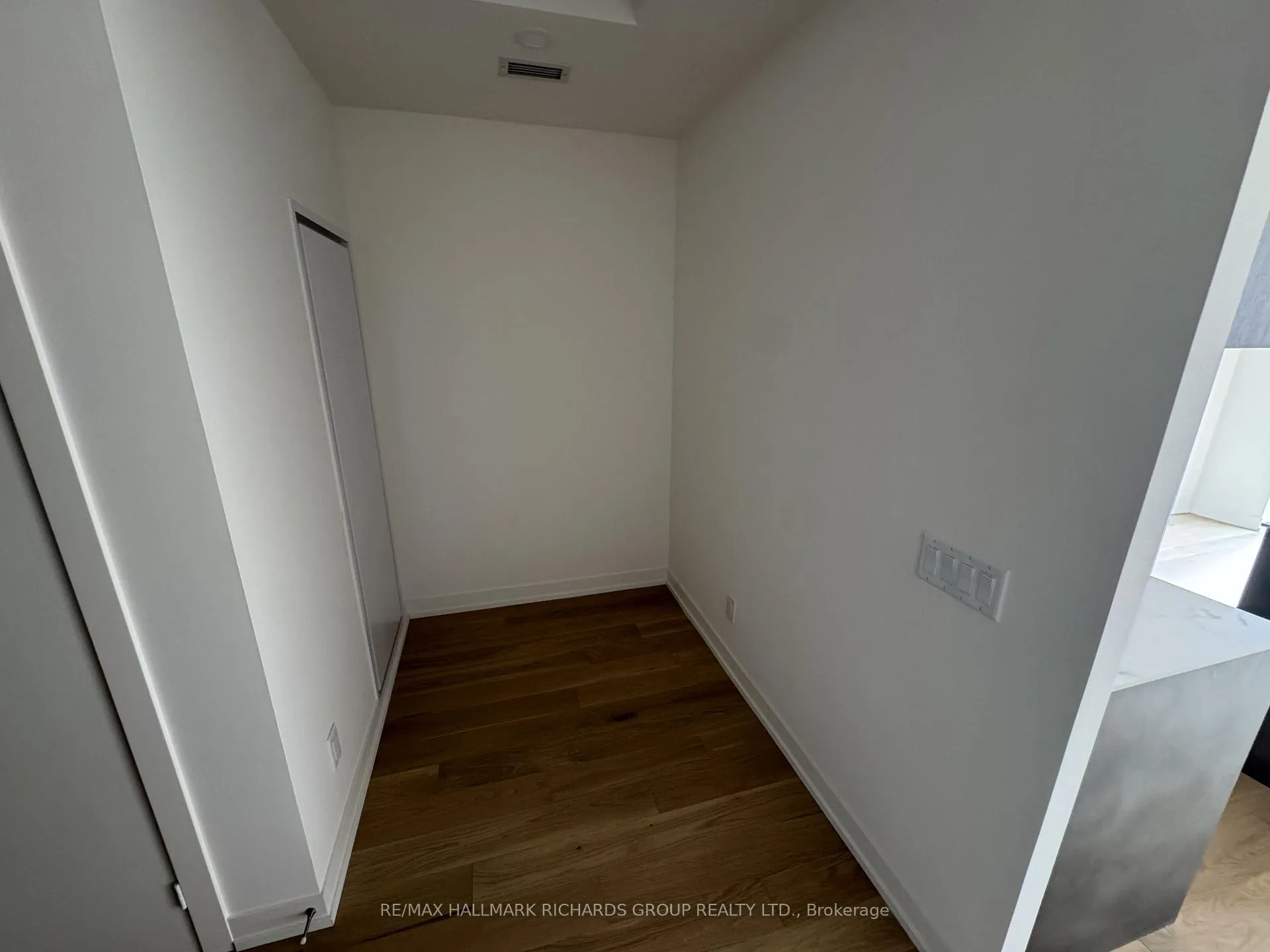 Photo 9 of Unit 401, 761 Queen Street E, Toronto, South Riverdale — HOMEH