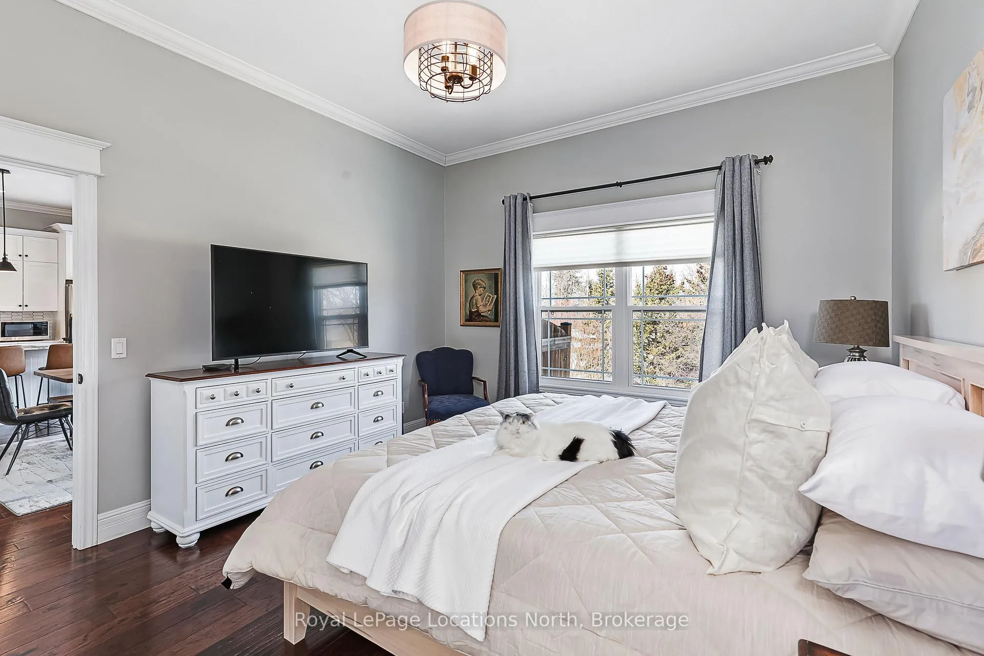 Photo 13 of 65 Findlay Drive, Collingwood — HOMEH