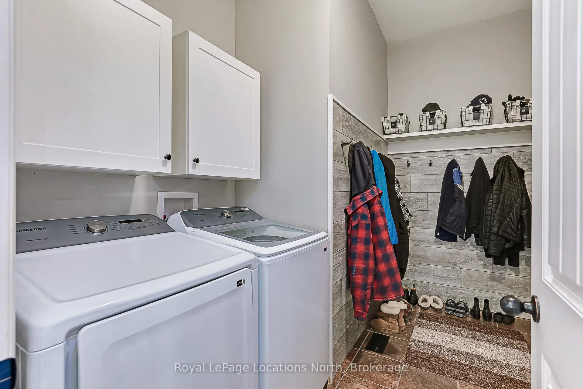 Photo 22 of 65 Findlay Drive, Collingwood — HOMEH