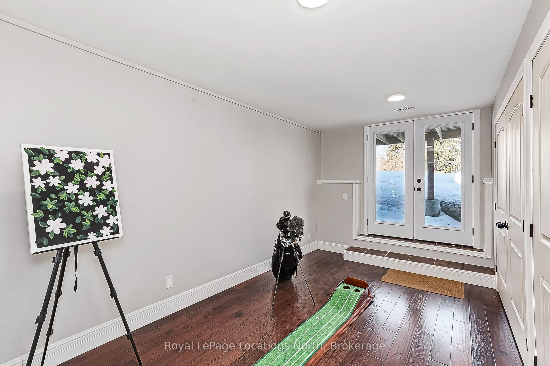 Photo 28 of 65 Findlay Drive, Collingwood — HOMEH