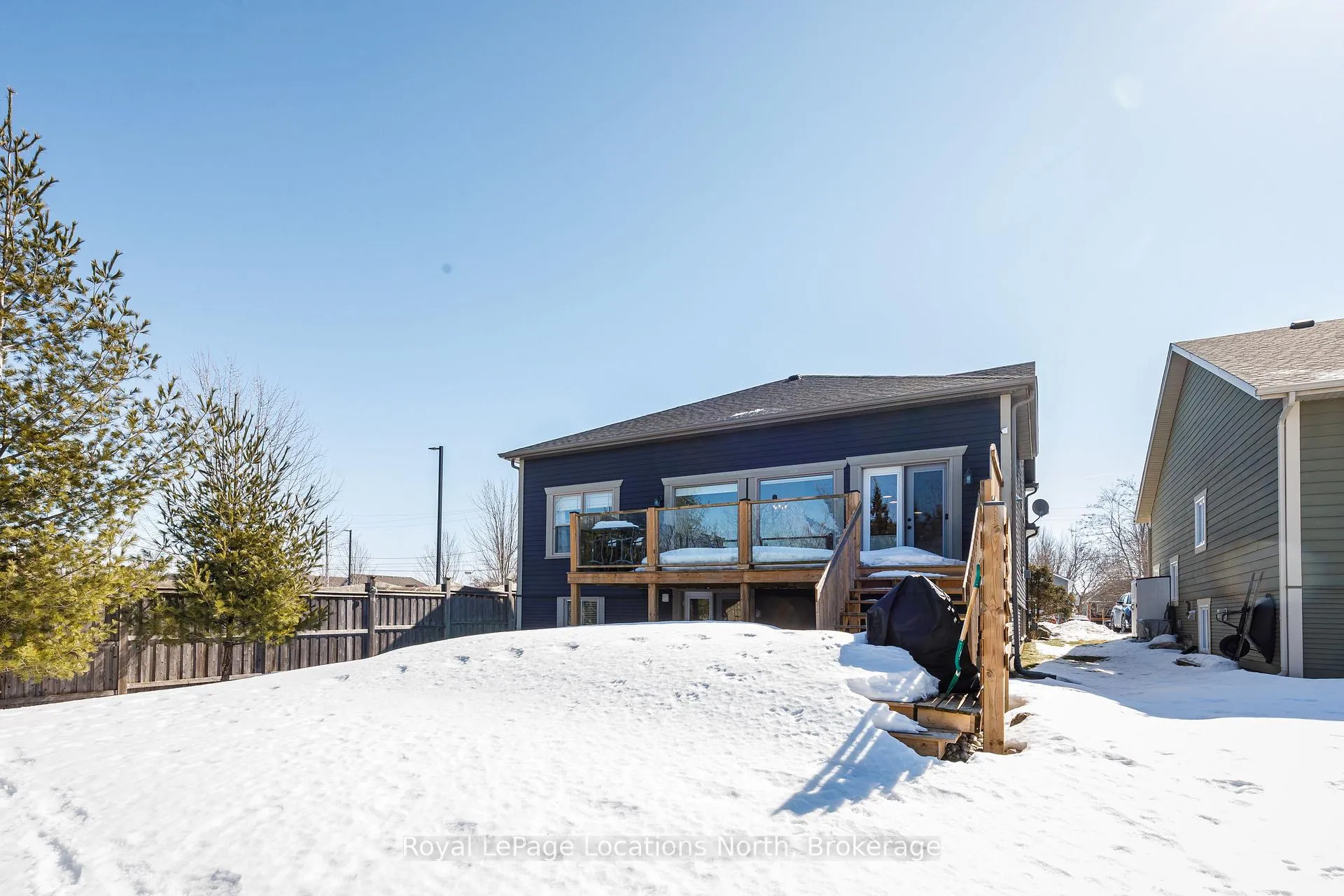 Photo 44 of 65 Findlay Drive, Collingwood — HOMEH