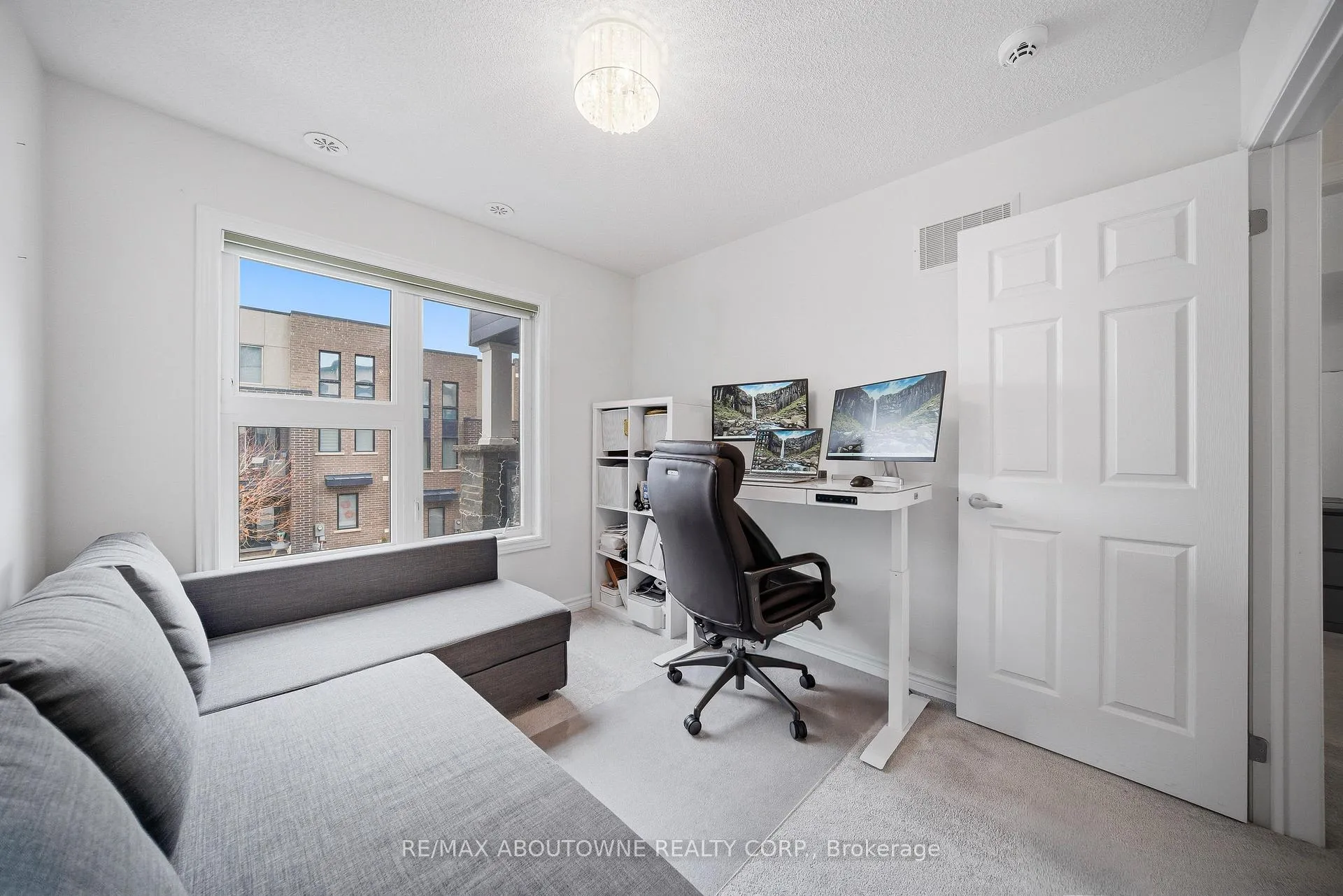 Photo 18 of 3066 Cascade Common, Oakville, Joshua Meadows — HOMEH