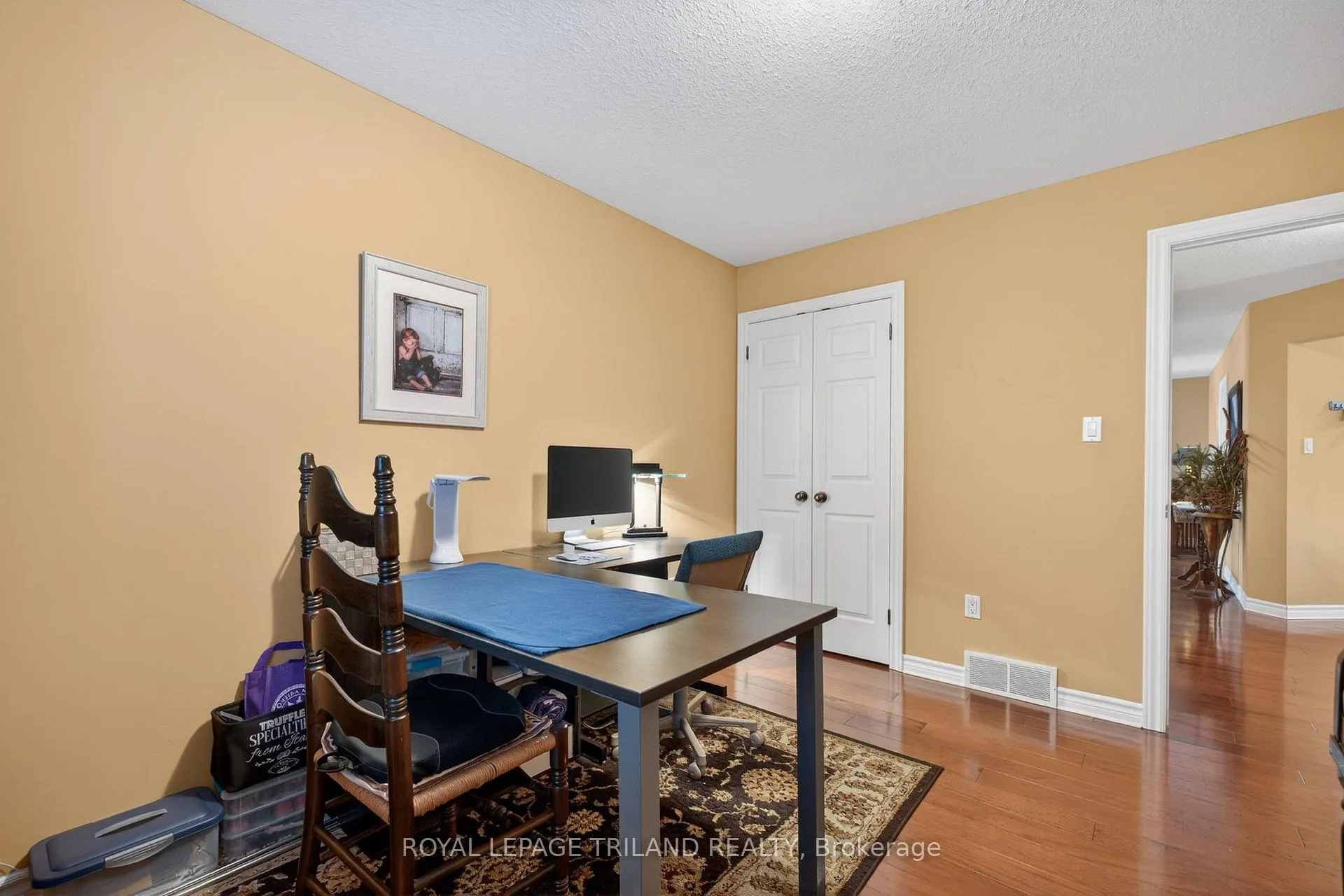 Photo 20 of 214 Mitchell Court, Thames Centre, Dorchester — HOMEH