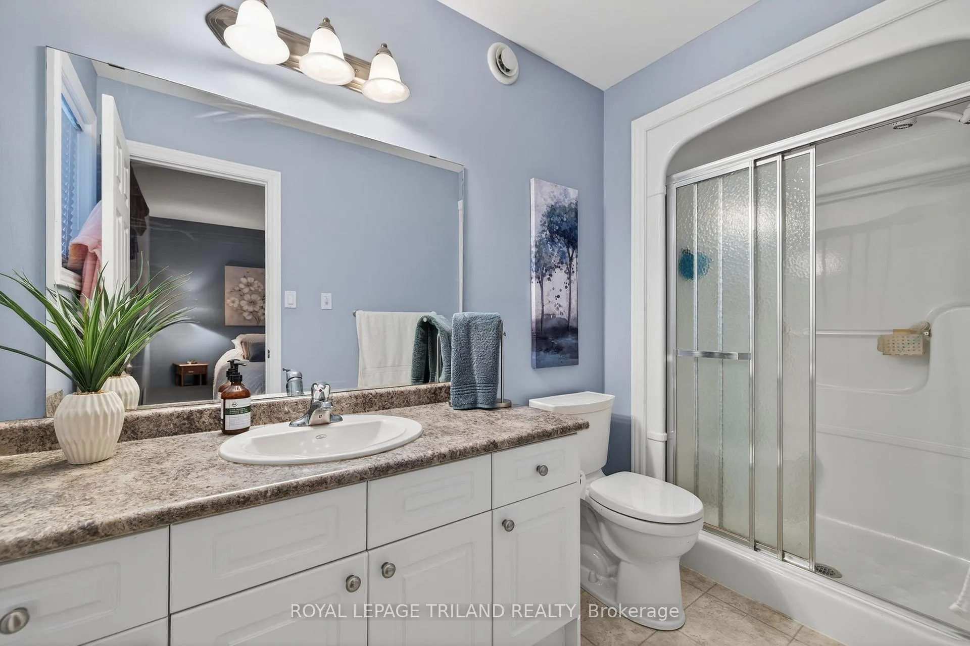 Photo 26 of 214 Mitchell Court, Thames Centre, Dorchester — HOMEH
