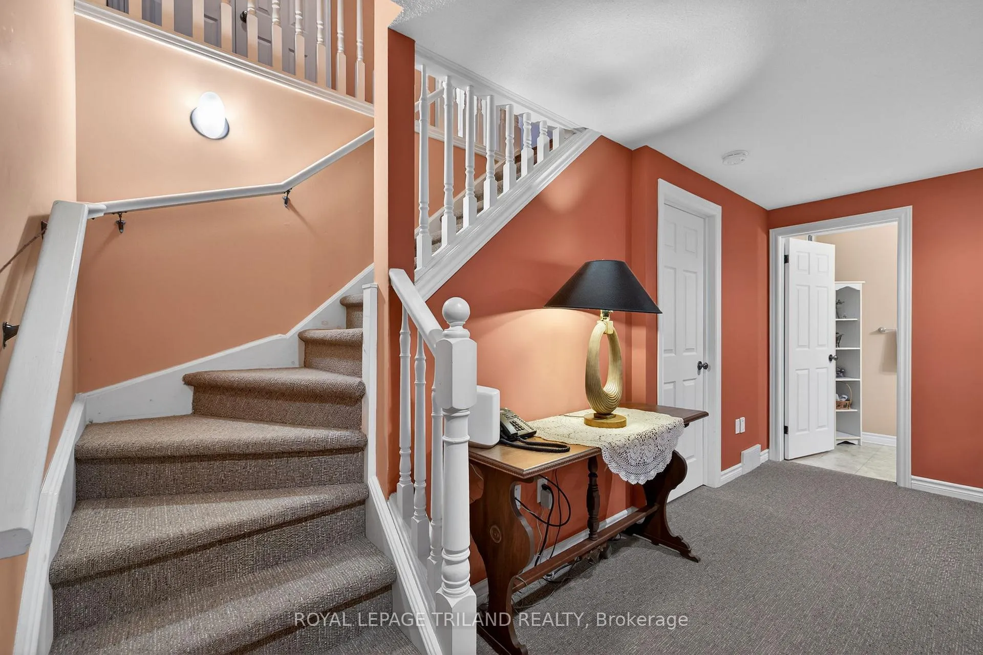 Photo 27 of 214 Mitchell Court, Thames Centre, Dorchester — HOMEH