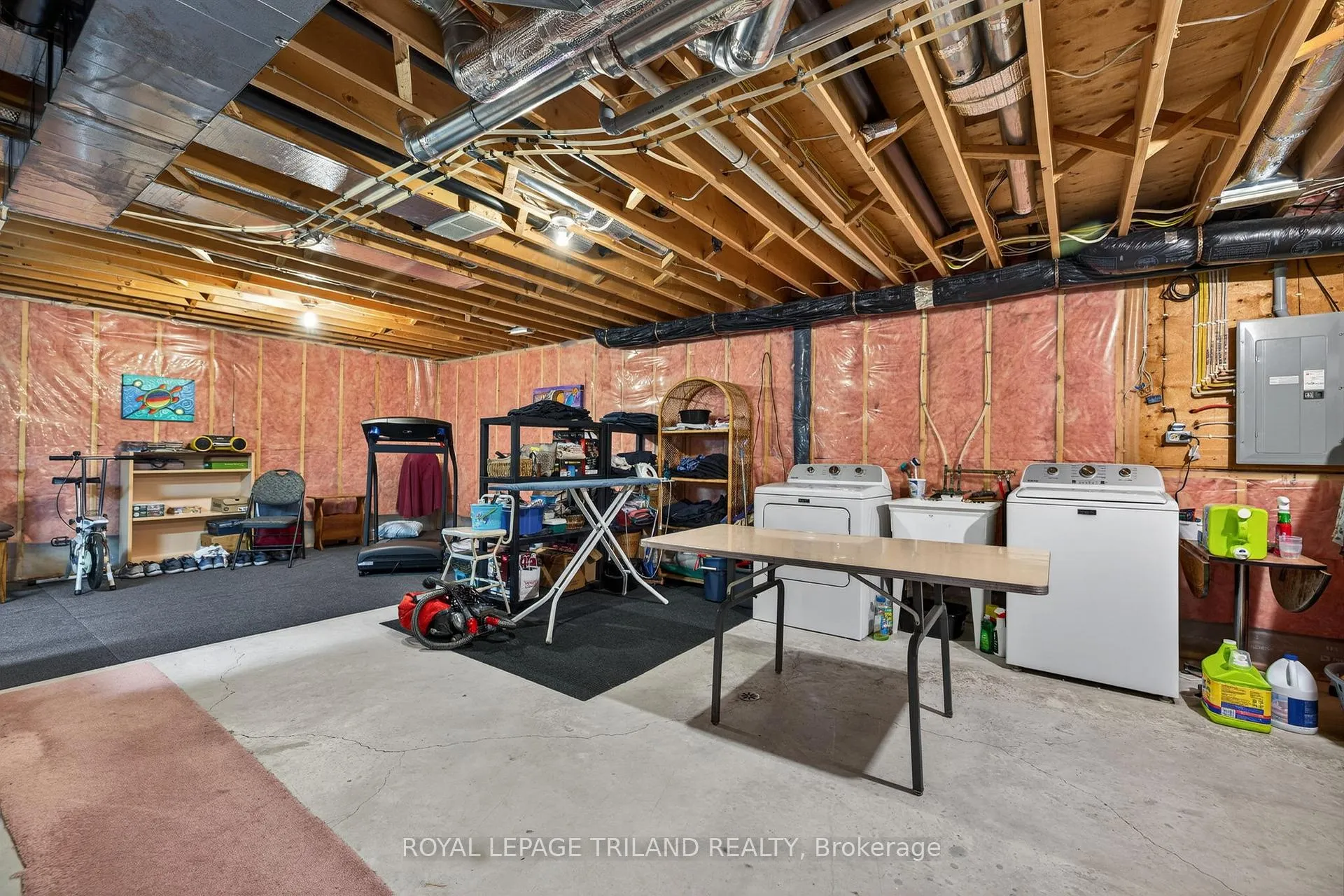 Photo 34 of 214 Mitchell Court, Thames Centre, Dorchester — HOMEH