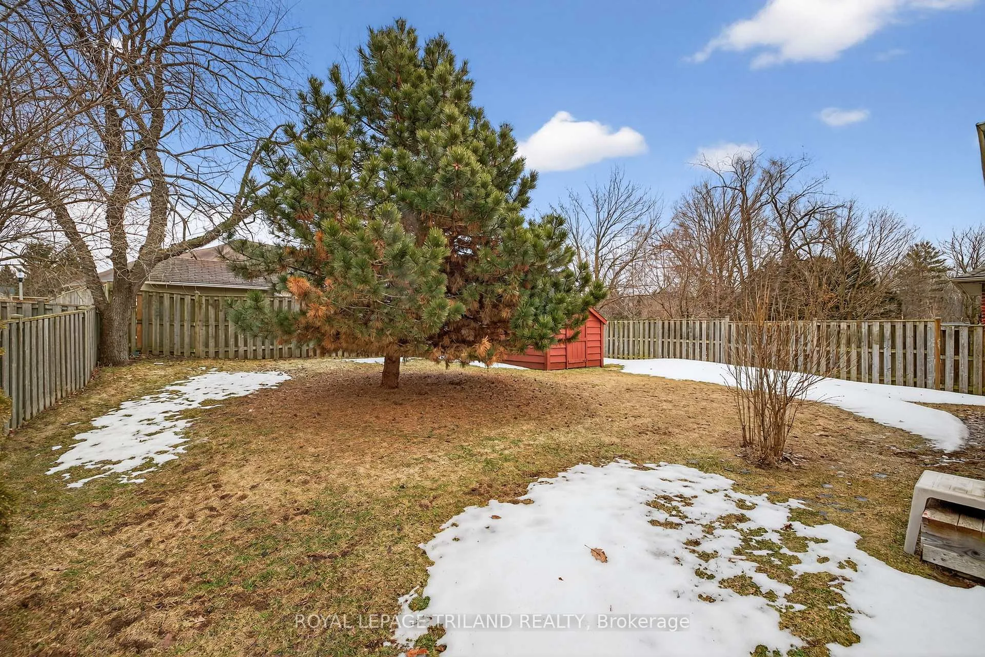 Photo 39 of 214 Mitchell Court, Thames Centre, Dorchester — HOMEH