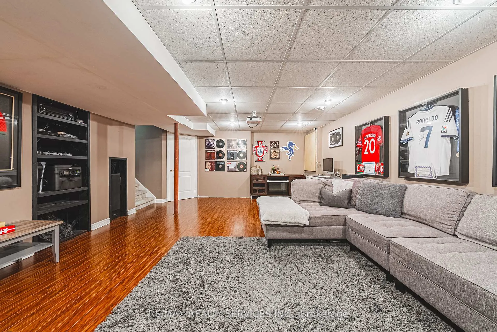 Photo 27 of 16 Twin Willow Crescent, Brampton, Snelgrove — HOMEH