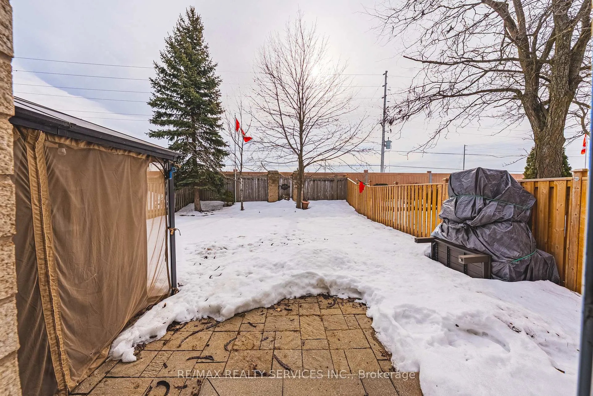 Photo 29 of 16 Twin Willow Crescent, Brampton, Snelgrove — HOMEH