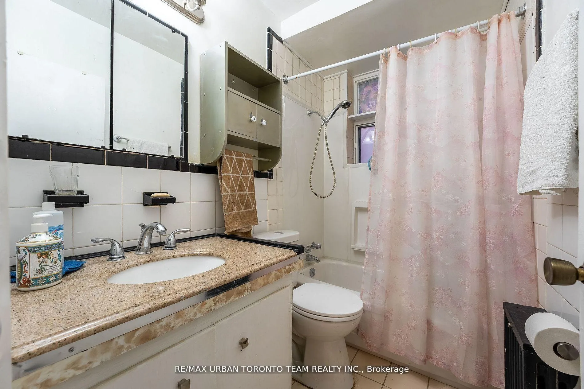 Photo 12 of Unit #1, 37 Frankdale Avenue, Toronto, Danforth Village-East York — HOMEH