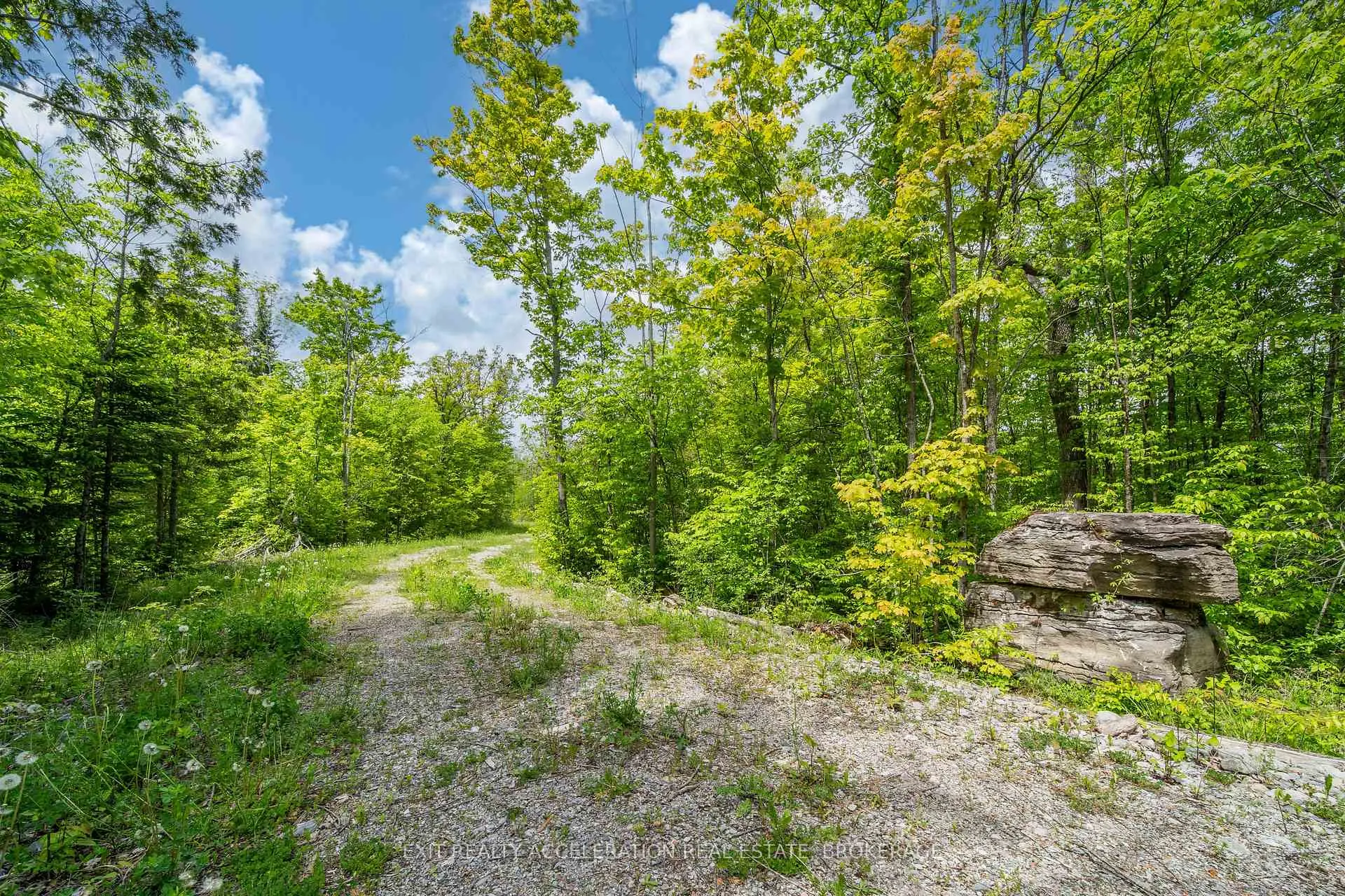Photo 4 of 41 Stonehedge Road, Stone Mills, Stone Mills — HOMEH
