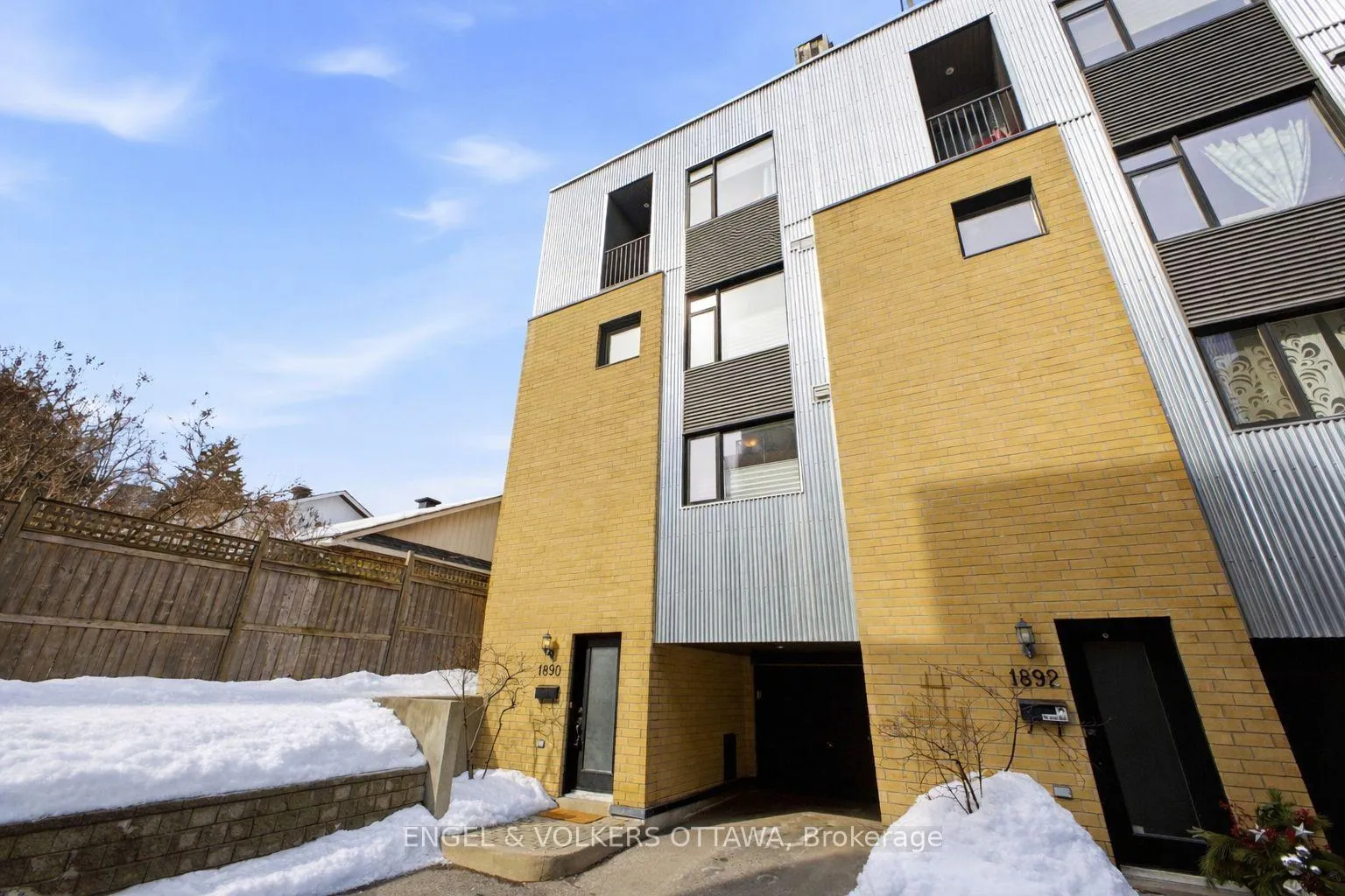 Photo 1 of 1890 Carling Avenue, Ottawa, McKellar Heights/Glabar Park — HOMEH