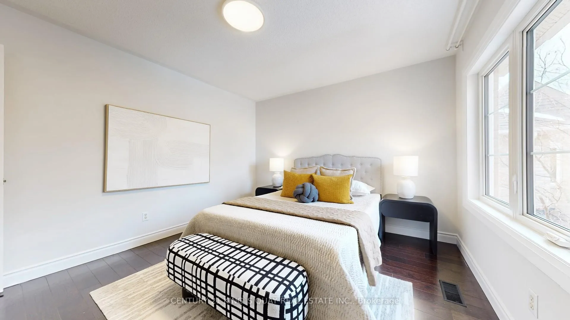 Photo 38 of 92 Canterfield Close, Markham, Markville — HOMEH