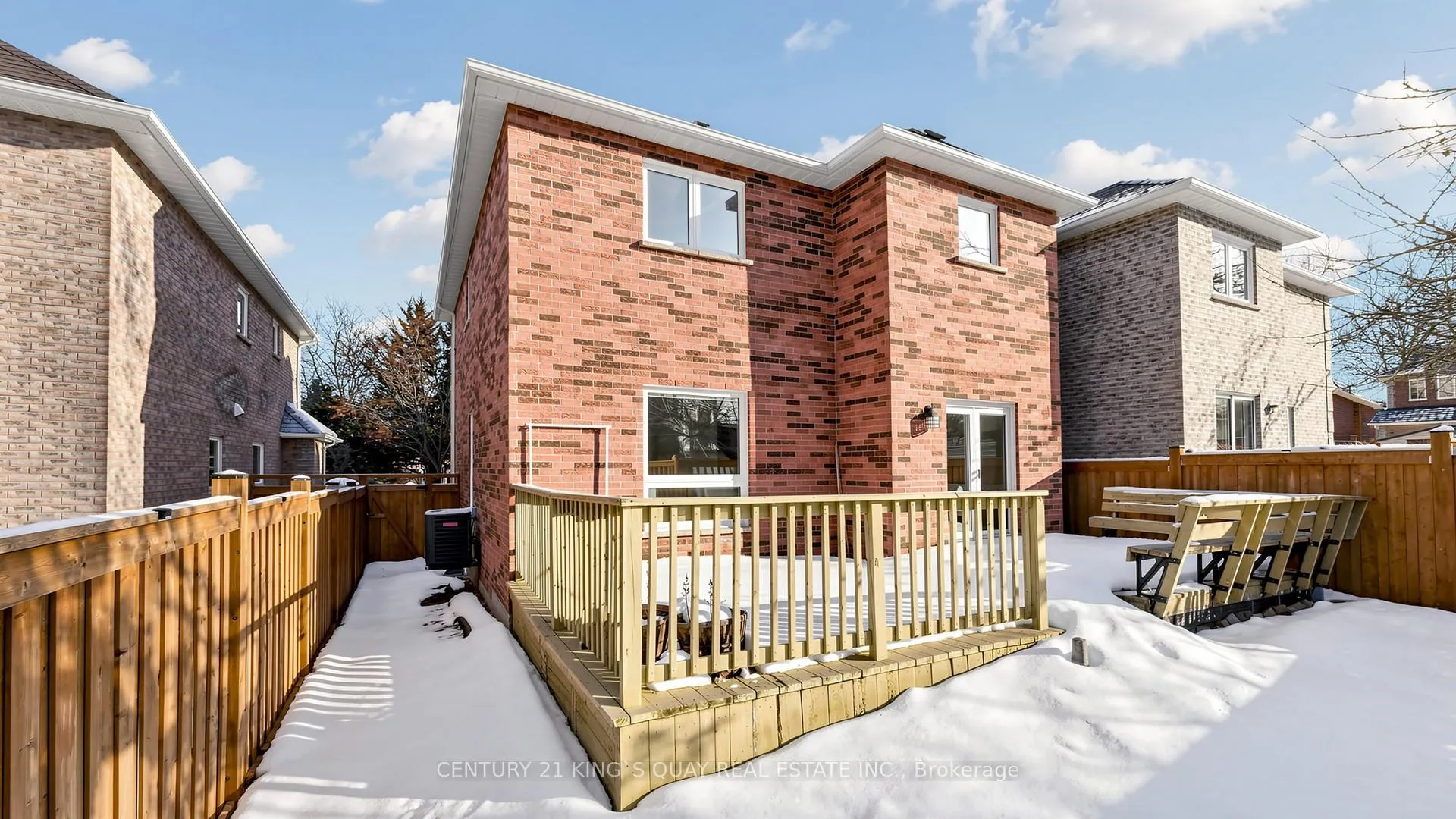 Photo 46 of 92 Canterfield Close, Markham, Markville — HOMEH