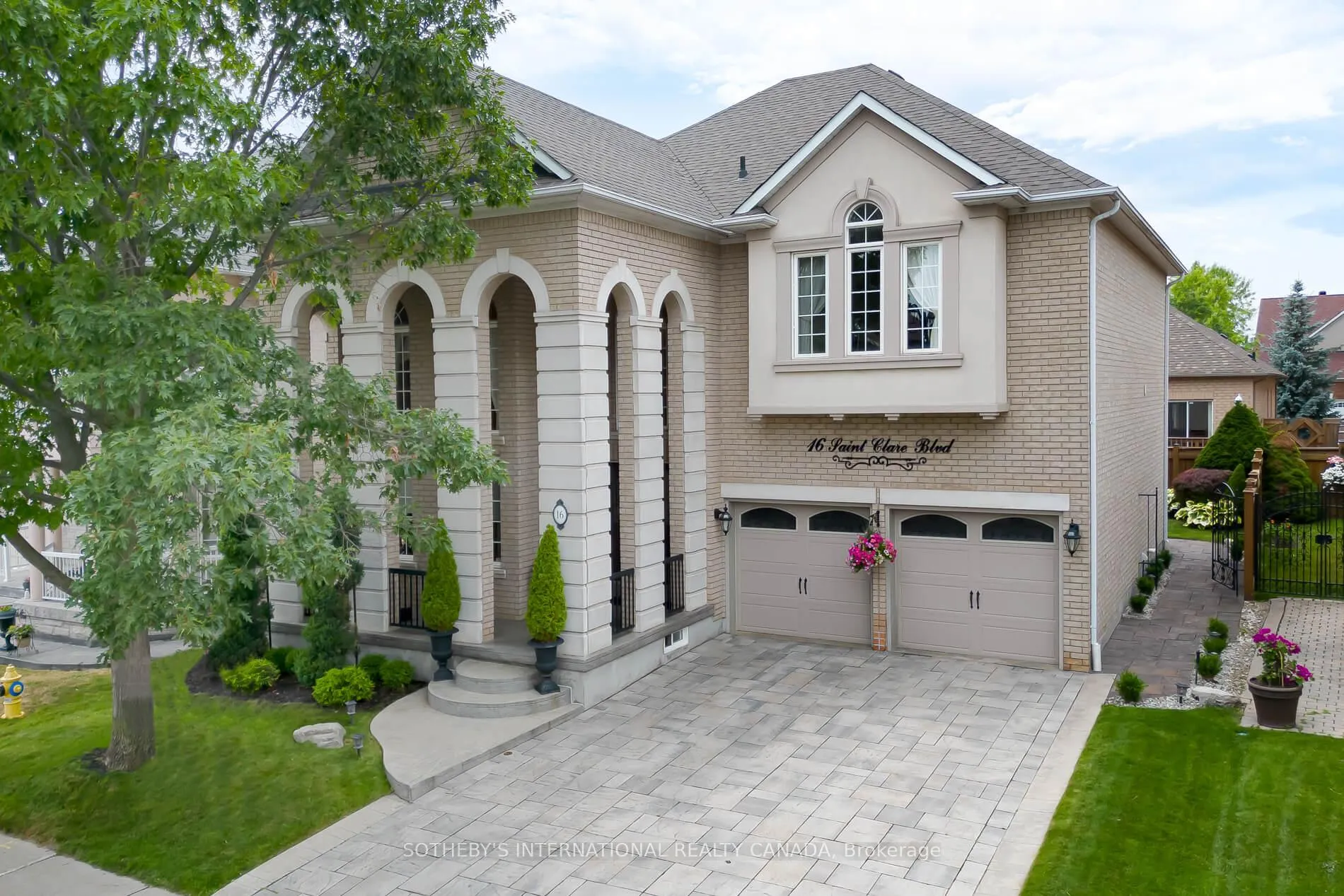 Photo 2 of 16 Saint Clare Boulevard, Vaughan, Vellore Village — HOMEH
